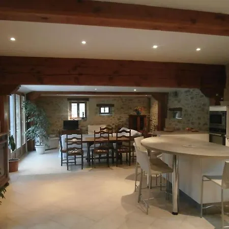 Pyrenees-baronnies Maison 15 Pers Hébergement de vacances *